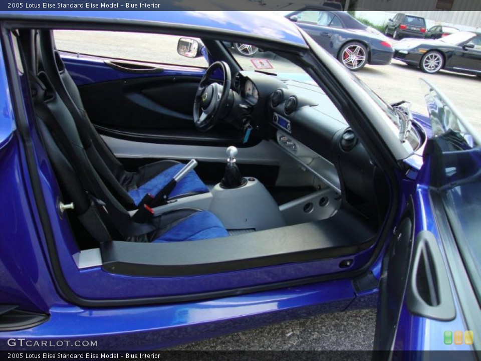 Blue Interior Photo for the 2005 Lotus Elise  #33828226