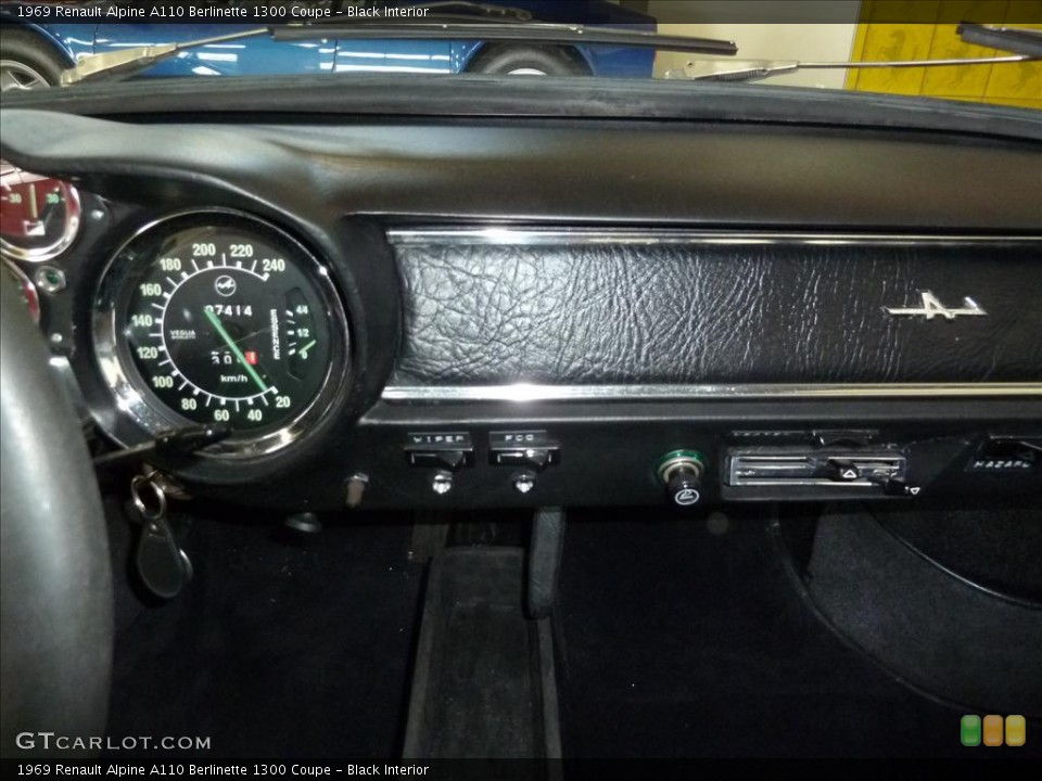 Black Interior Photo for the 1969 Renault Alpine A110 Berlinette 1300 Coupe #33989080