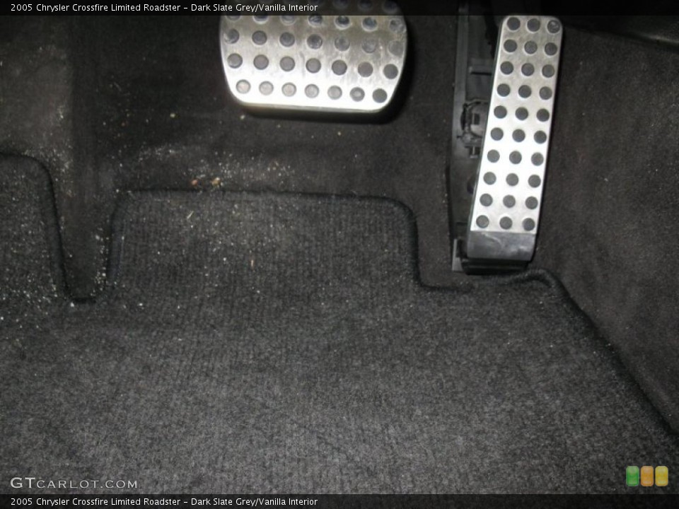 Dark Slate Grey/Vanilla Interior Controls for the 2005 Chrysler Crossfire Limited Roadster #34337518
