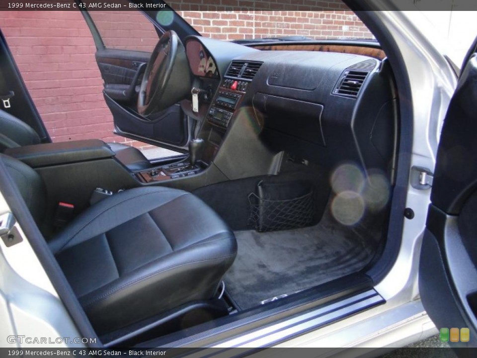 Black Interior Photo for the 1999 Mercedes-Benz C 43 AMG Sedan #34792897