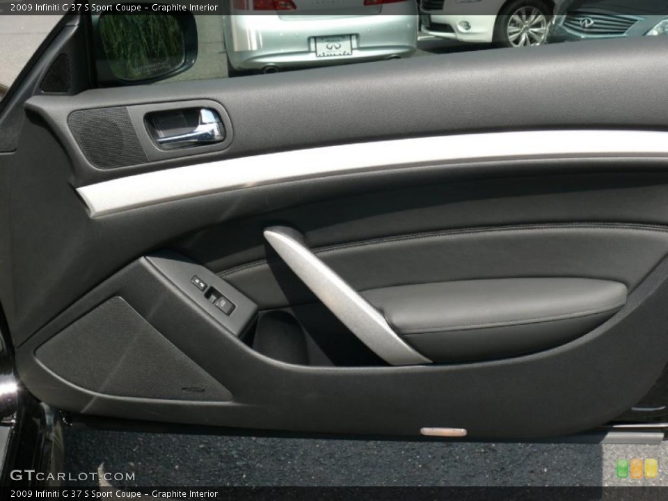 Graphite Interior Door Panel for the 2009 Infiniti G 37 S Sport Coupe #34925859