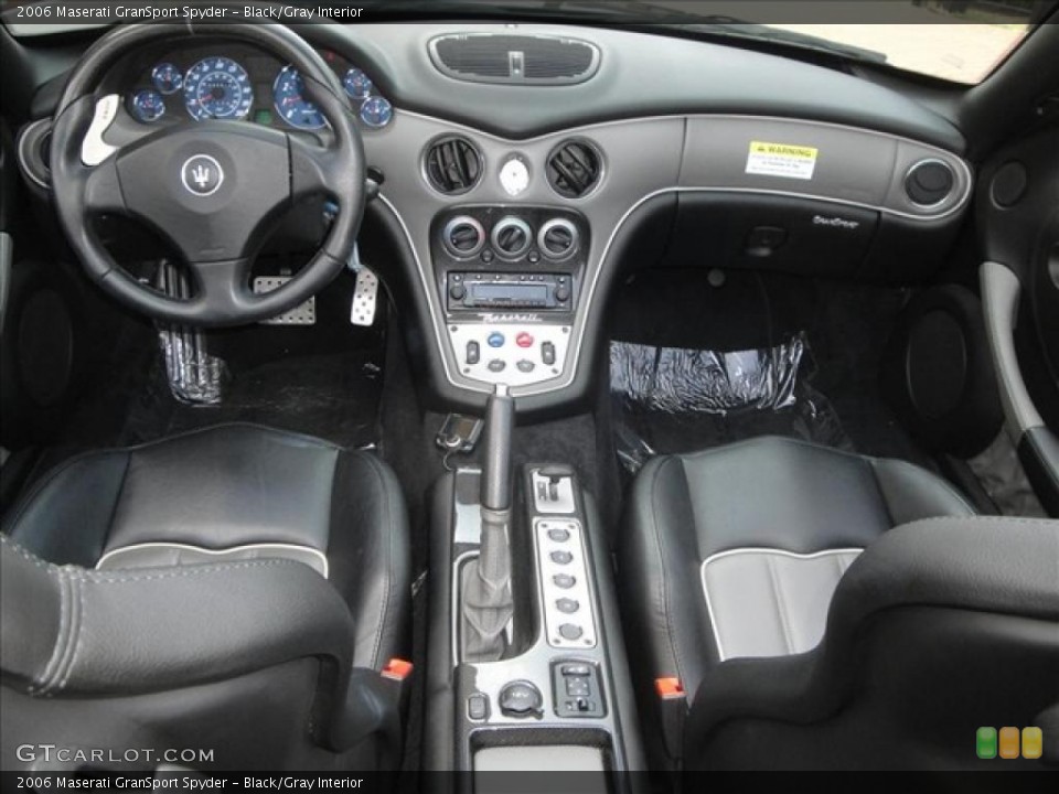 Black/Gray Interior Dashboard for the 2006 Maserati GranSport Spyder #35056567