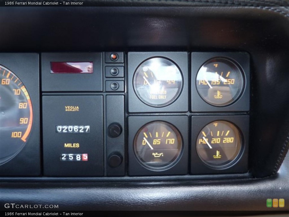 Tan Interior Gauges for the 1986 Ferrari Mondial Cabriolet #35355241