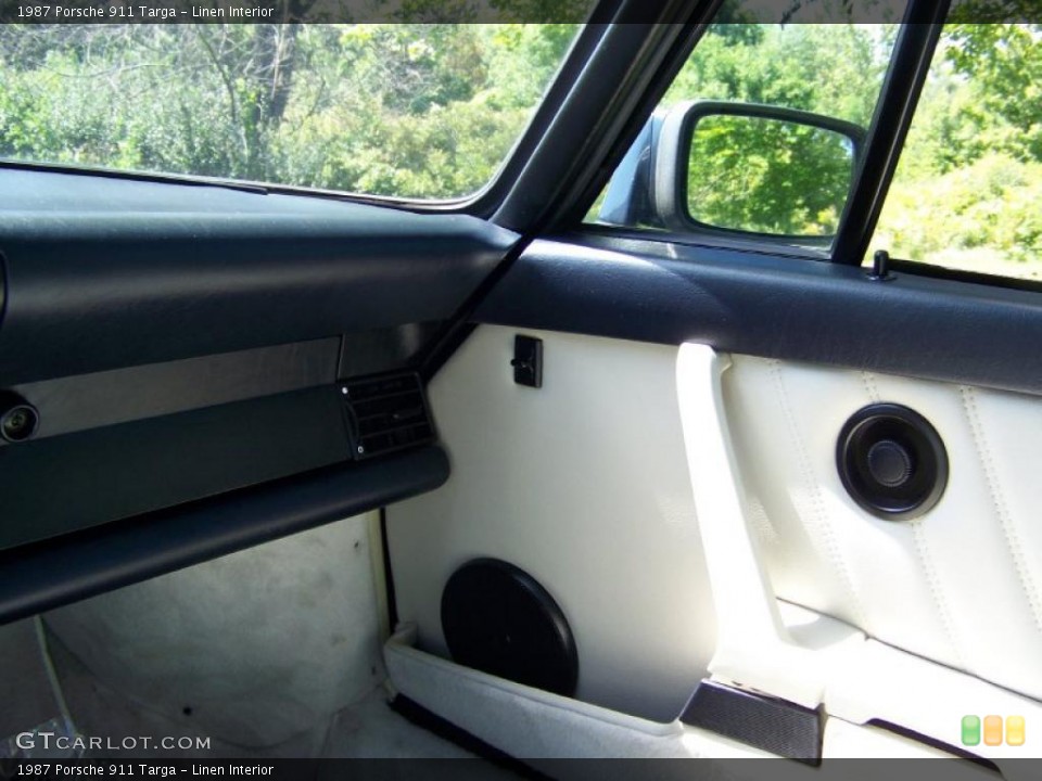 Linen Interior Photo for the 1987 Porsche 911 Targa #35390210