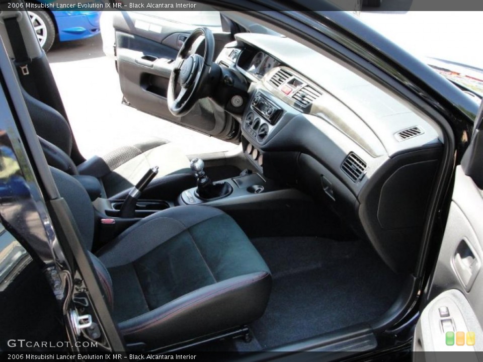 Black Alcantara Interior Photo for the 2006 Mitsubishi Lancer Evolution IX MR #35591148