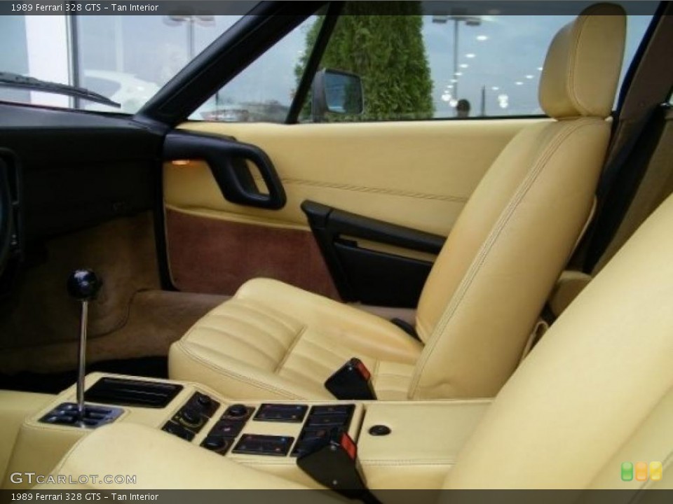 Tan Interior Photo for the 1989 Ferrari 328 GTS #3618325