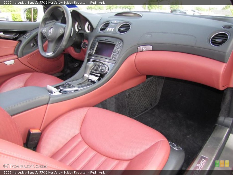 Red Interior Photo for the 2009 Mercedes-Benz SL 550 Silver Arrow Edition Roadster #36989729