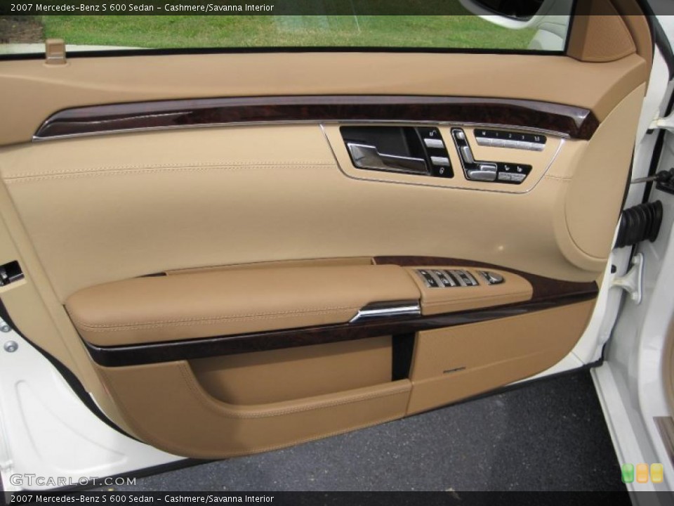 Cashmere/Savanna Interior Door Panel for the 2007 Mercedes-Benz S 600 Sedan #37277941