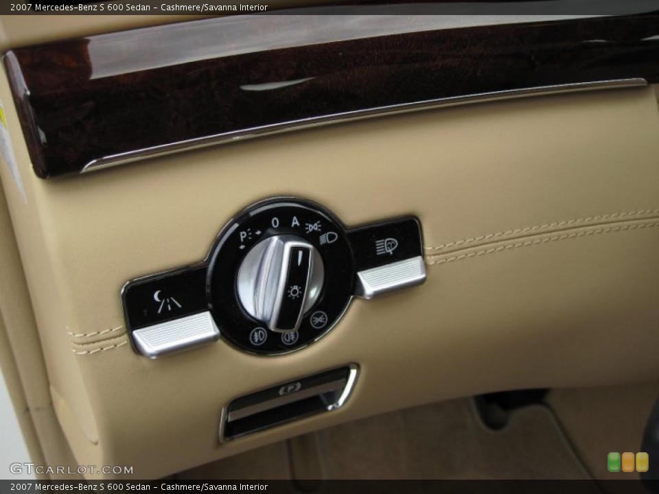 Cashmere/Savanna Interior Controls for the 2007 Mercedes-Benz S 600 Sedan #37277985