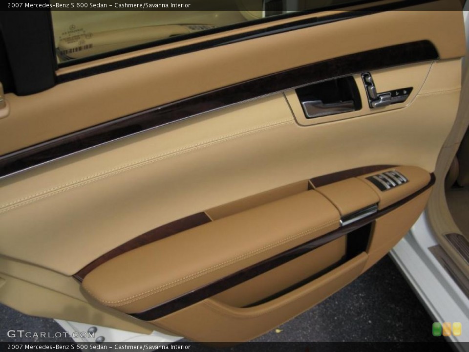 Cashmere/Savanna Interior Door Panel for the 2007 Mercedes-Benz S 600 Sedan #37277997