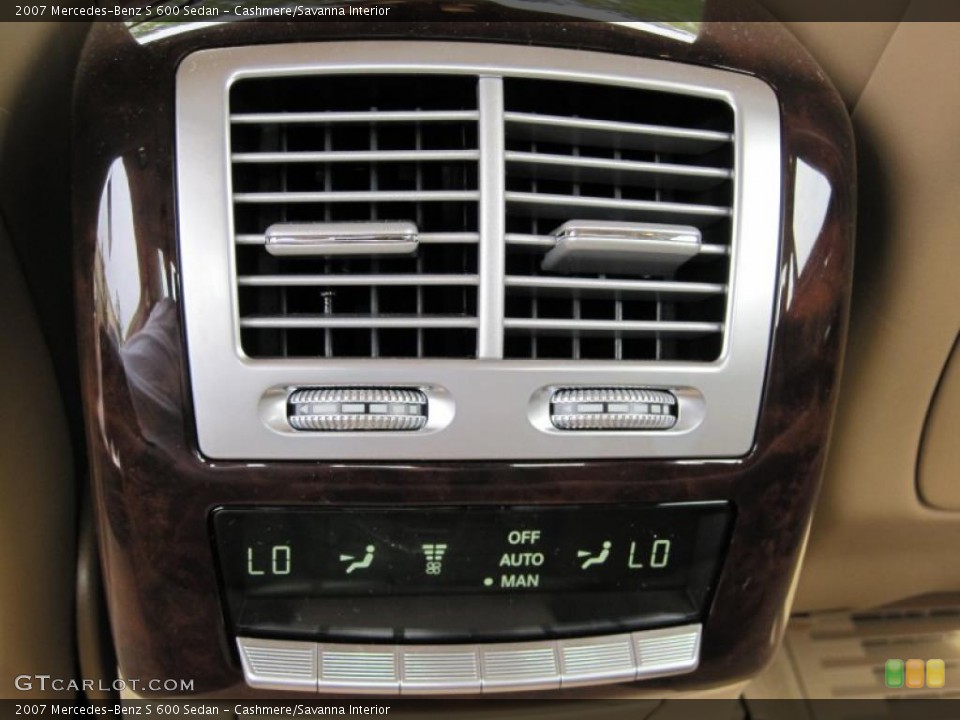 Cashmere/Savanna Interior Controls for the 2007 Mercedes-Benz S 600 Sedan #37278065