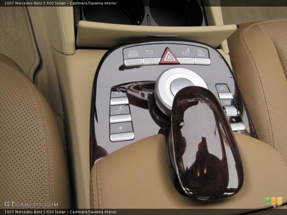 Cashmere/Savanna Interior Controls for the 2007 Mercedes-Benz S 600 Sedan #37278161