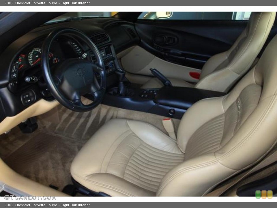 Light Oak Interior Photo for the 2002 Chevrolet Corvette Coupe #37281842