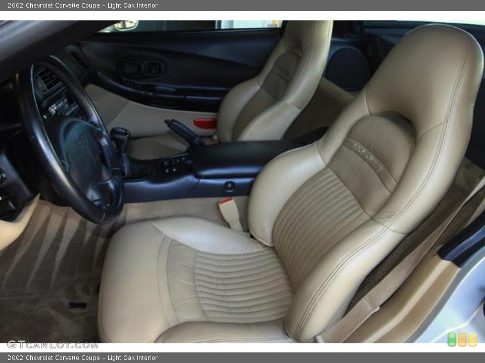 Light Oak Interior Photo for the 2002 Chevrolet Corvette Coupe #37281850