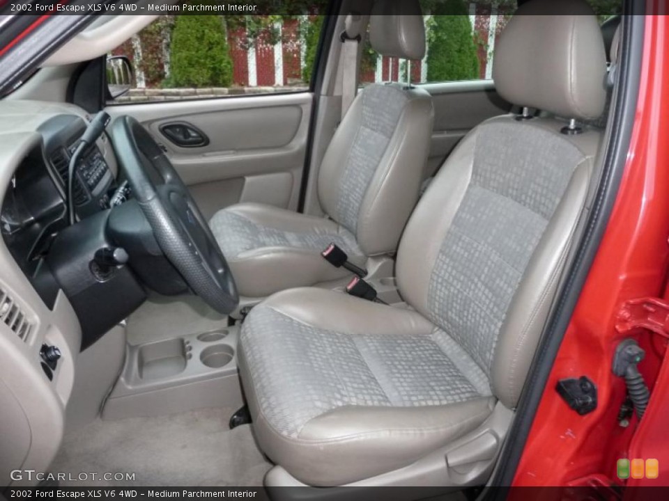 Medium Parchment Interior Photo for the 2002 Ford Escape XLS V6 4WD #37369997