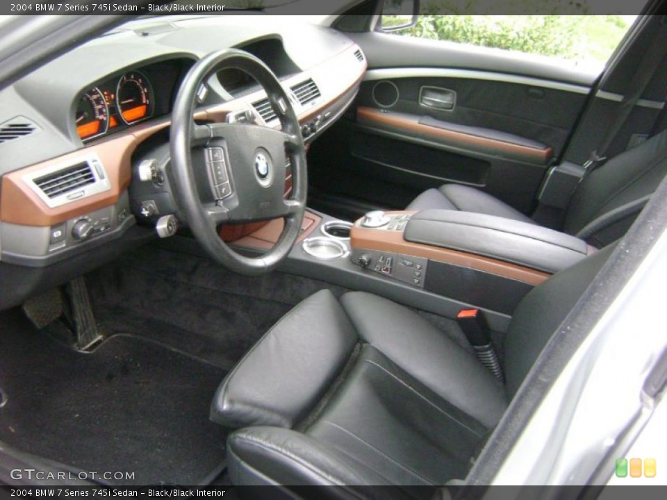 Black/Black Interior Photo for the 2004 BMW 7 Series 745i Sedan #37420111