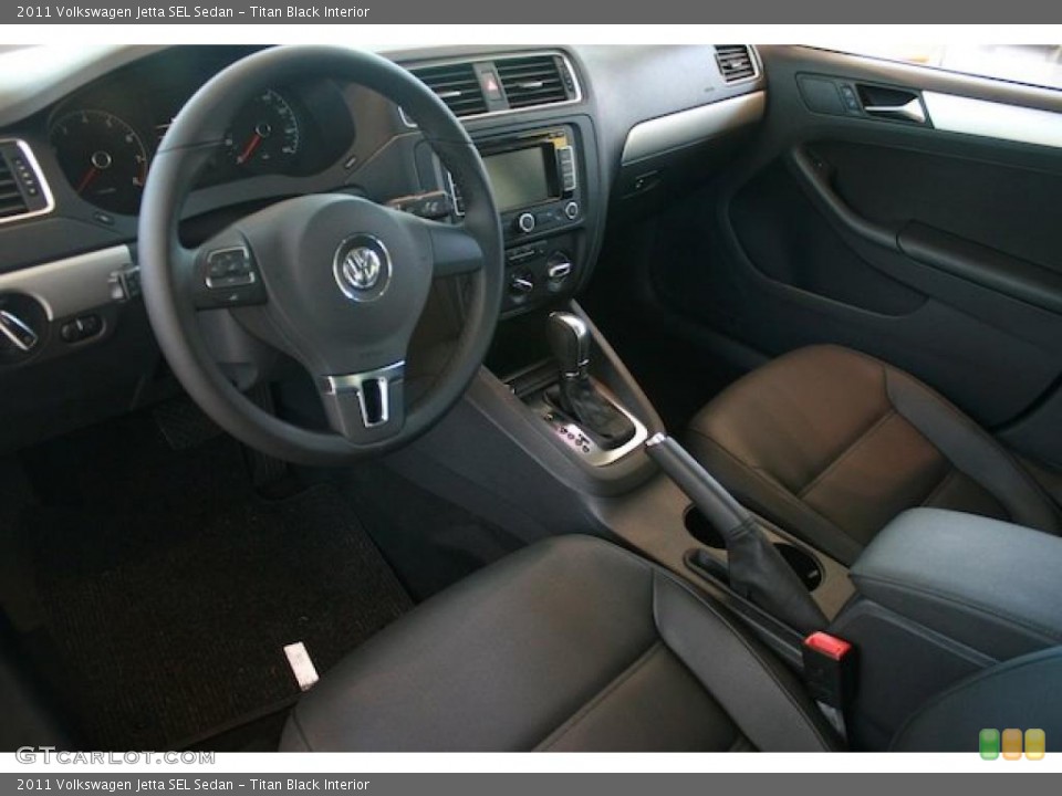 Titan Black Interior Photo for the 2011 Volkswagen Jetta SEL Sedan #37420363