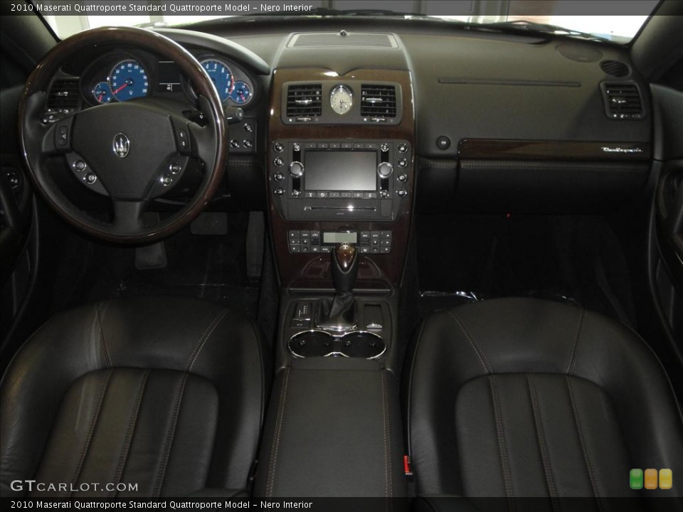 Nero Interior Photo for the 2010 Maserati Quattroporte  #37437770