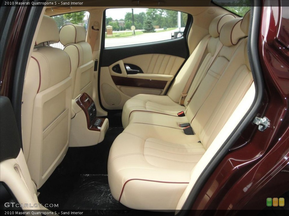 Sand Interior Photo for the 2010 Maserati Quattroporte S #37446476