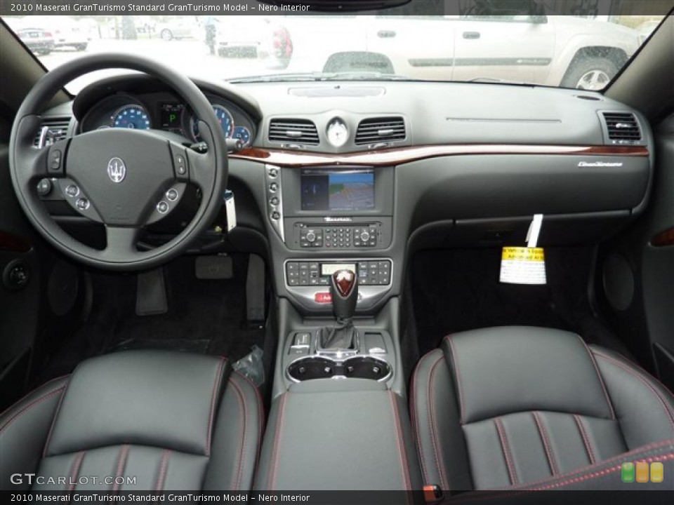 Nero Interior Photo for the 2010 Maserati GranTurismo  #37448210