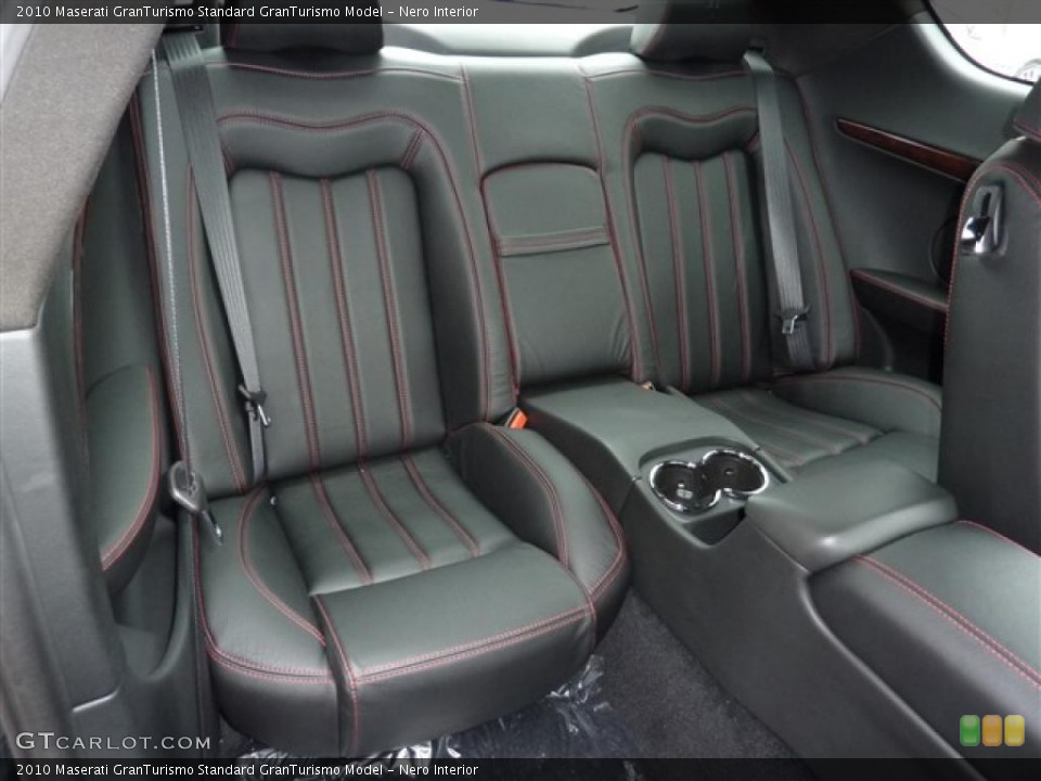Nero Interior Photo for the 2010 Maserati GranTurismo  #37448310