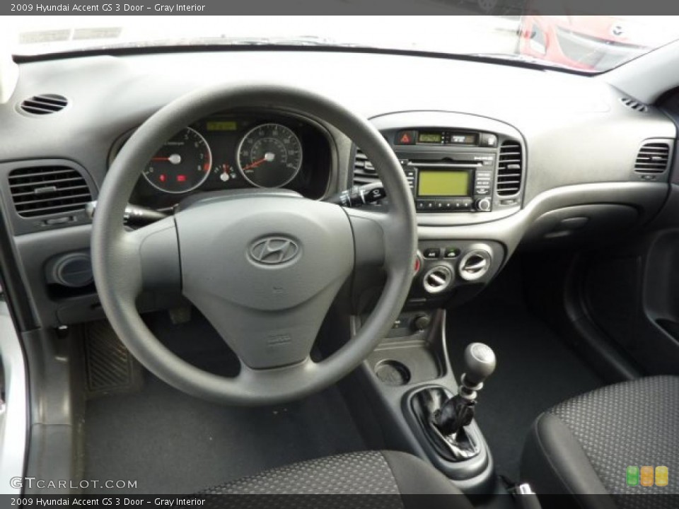 Gray Interior Photo for the 2009 Hyundai Accent GS 3 Door #37509326