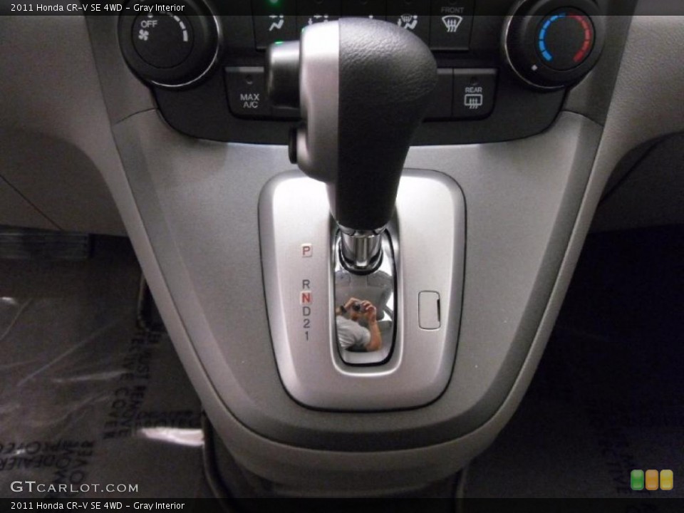 Gray Interior Transmission for the 2011 Honda CR-V SE 4WD #37533564