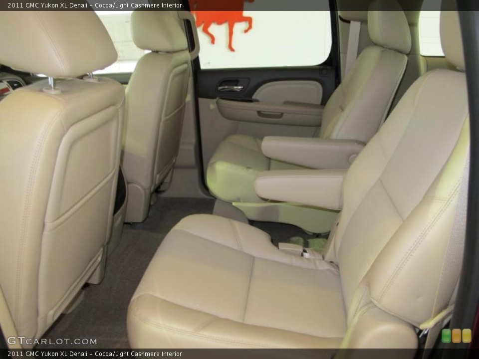 Cocoa/Light Cashmere Interior Photo for the 2011 GMC Yukon XL Denali #37539236