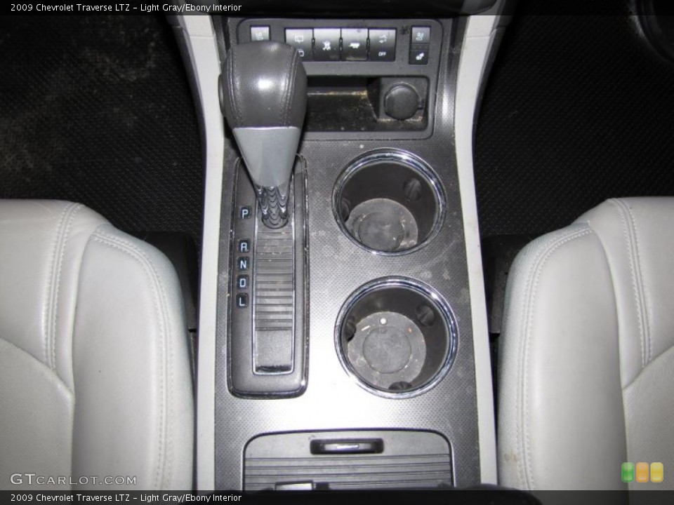 Light Gray/Ebony Interior Transmission for the 2009 Chevrolet Traverse LTZ #37615338