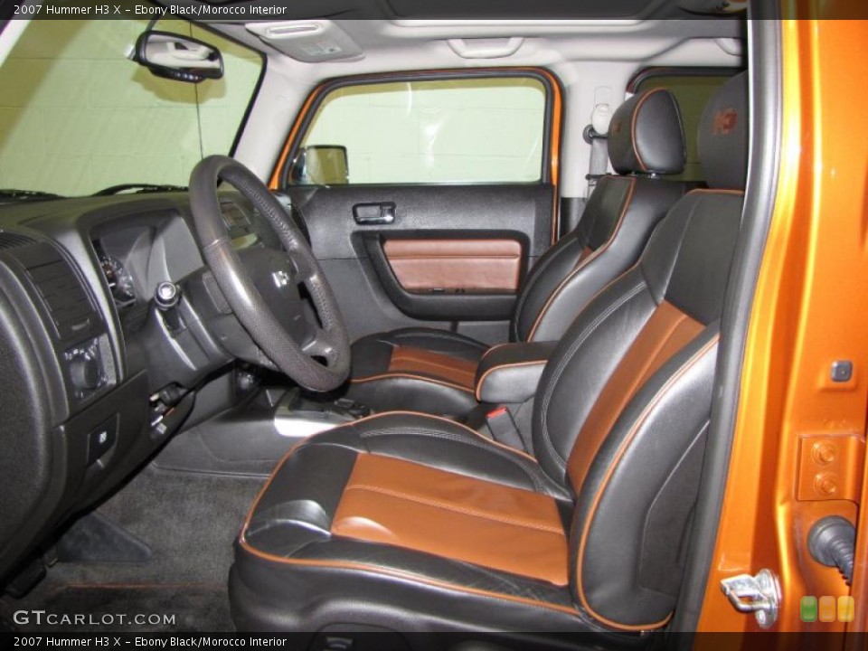 Ebony Black/Morocco Interior Photo for the 2007 Hummer H3 X #37619040