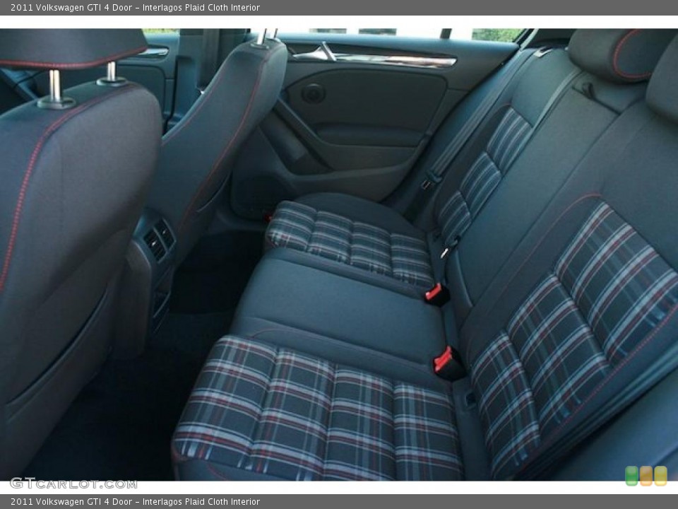 Interlagos Plaid Cloth Interior Photo for the 2011 Volkswagen GTI 4 Door #37635980