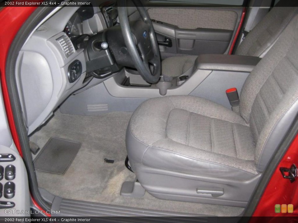 Graphite Interior Photo for the 2002 Ford Explorer XLS 4x4 #37778476
