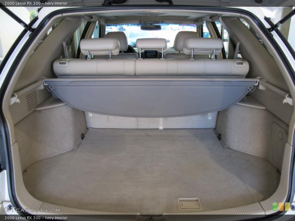 Ivory Interior Trunk for the 2000 Lexus RX 300 #37786912