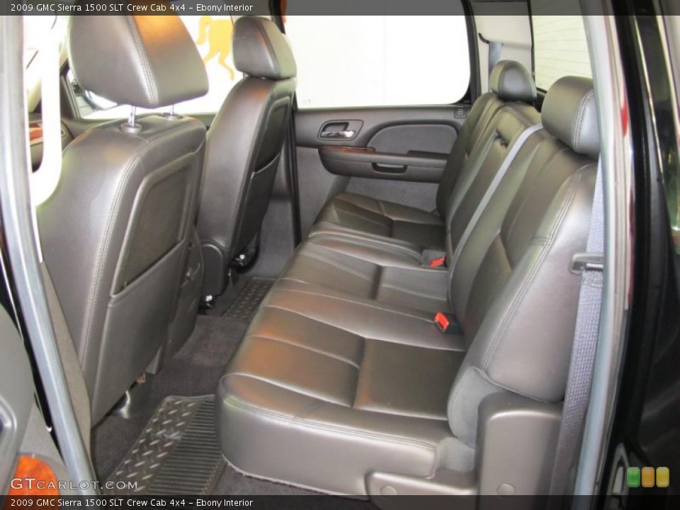 Ebony Interior Photo for the 2009 GMC Sierra 1500 SLT Crew Cab 4x4 #37788568