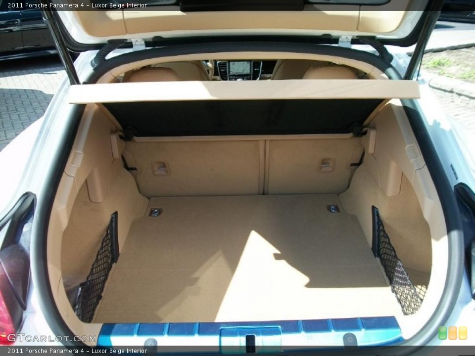 Luxor Beige Interior Trunk for the 2011 Porsche Panamera 4 #37796276