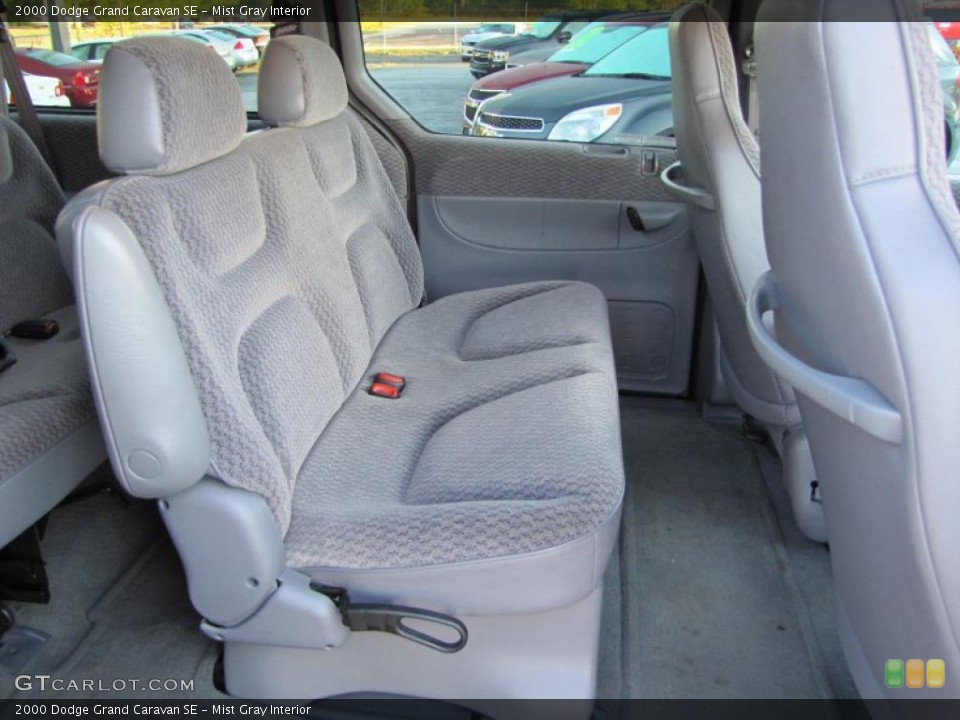 Mist Gray Interior Photo for the 2000 Dodge Grand Caravan SE #37797420