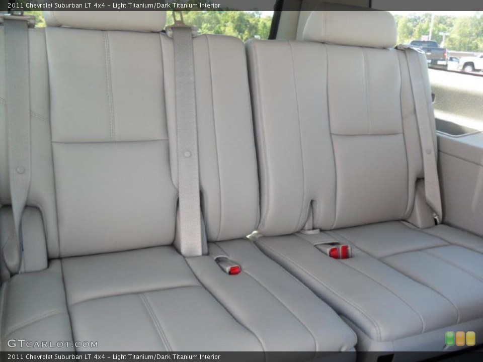 Light Titanium/Dark Titanium Interior Photo for the 2011 Chevrolet Suburban LT 4x4 #37811800