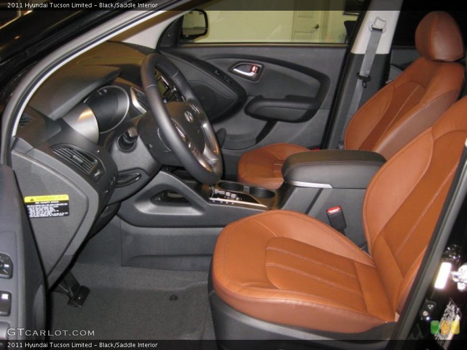 Black/Saddle Interior Photo for the 2011 Hyundai Tucson Limited #37842047
