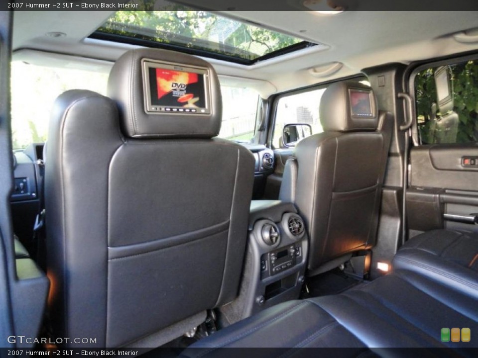 Ebony Black Interior Photo for the 2007 Hummer H2 SUT #37861639