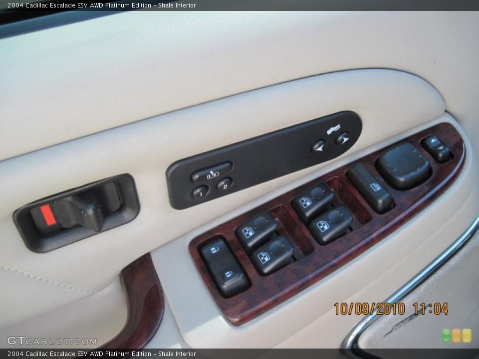 Shale Interior Controls for the 2004 Cadillac Escalade ESV AWD Platinum Edition #37880364