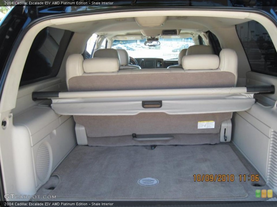 Shale Interior Trunk for the 2004 Cadillac Escalade ESV AWD Platinum Edition #37880416