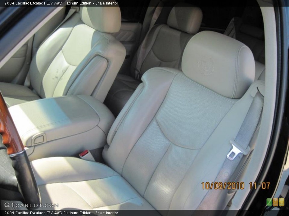 Shale Interior Photo for the 2004 Cadillac Escalade ESV AWD Platinum Edition #37880500