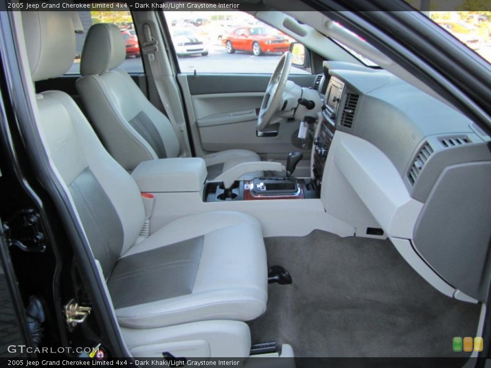 Dark Khaki/Light Graystone Interior Photo for the 2005 Jeep Grand Cherokee Limited 4x4 #37882732