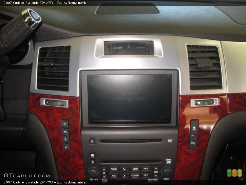 Ebony/Ebony Interior Controls for the 2007 Cadillac Escalade ESV AWD #37886244