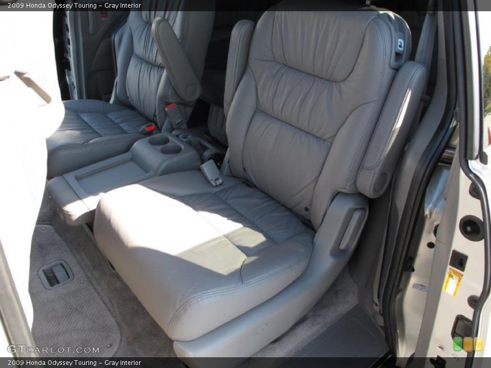 Gray Interior Photo for the 2009 Honda Odyssey Touring #37888820