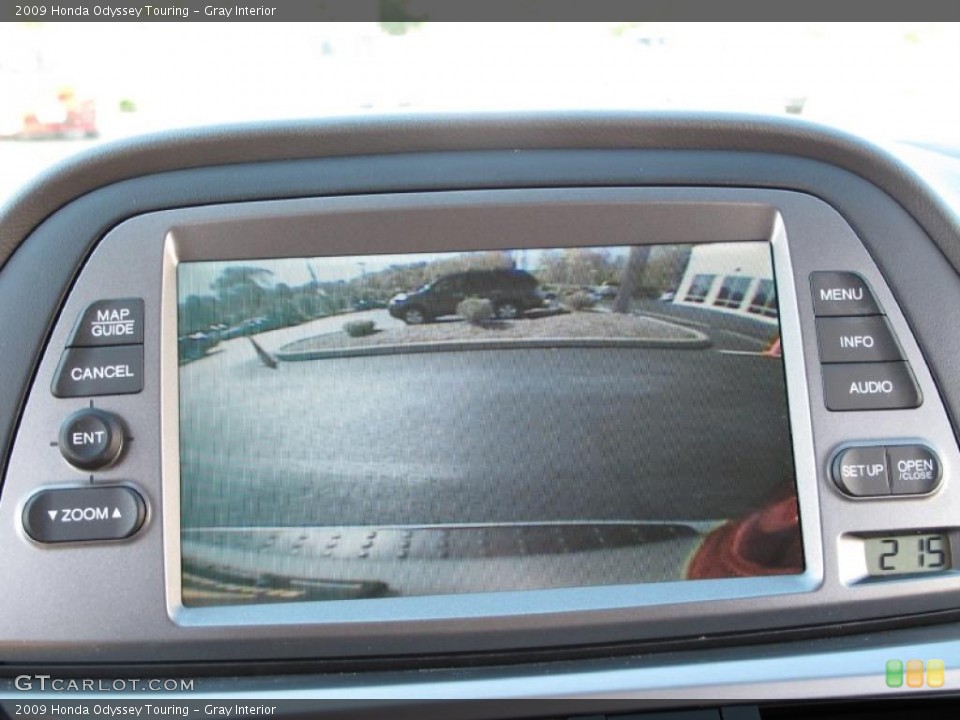 Gray Interior Navigation for the 2009 Honda Odyssey Touring #37889016