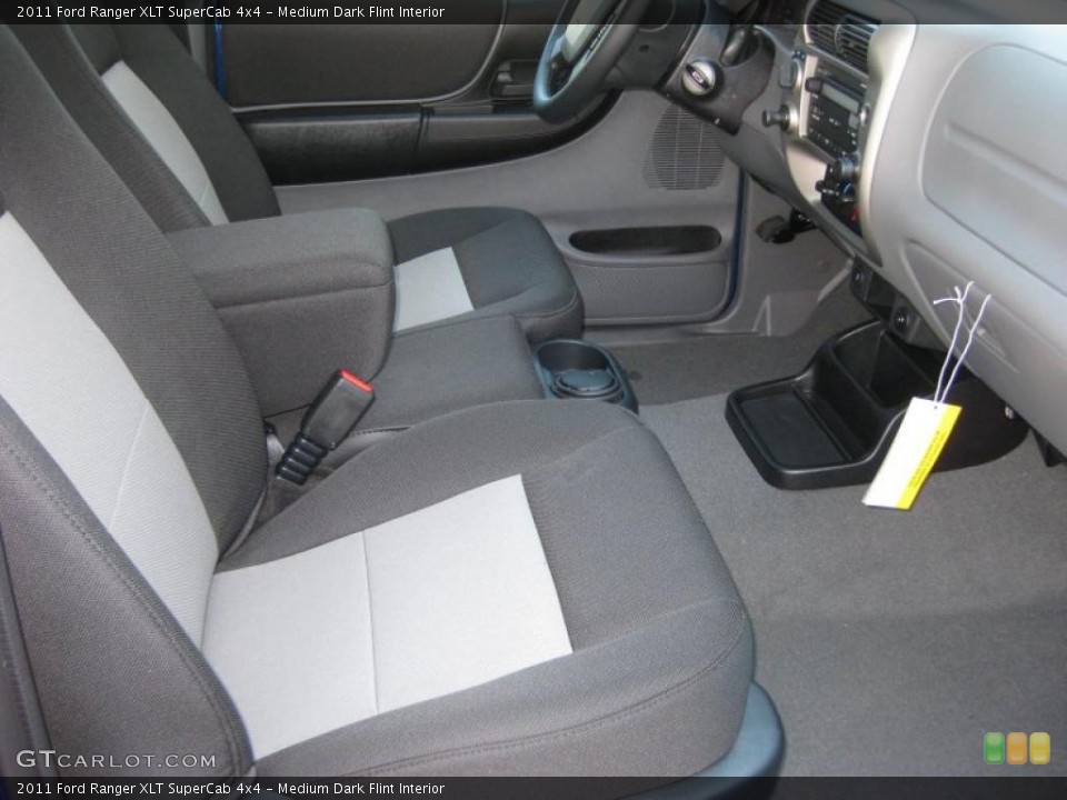 Medium Dark Flint Interior Photo for the 2011 Ford Ranger XLT SuperCab 4x4 #37889152
