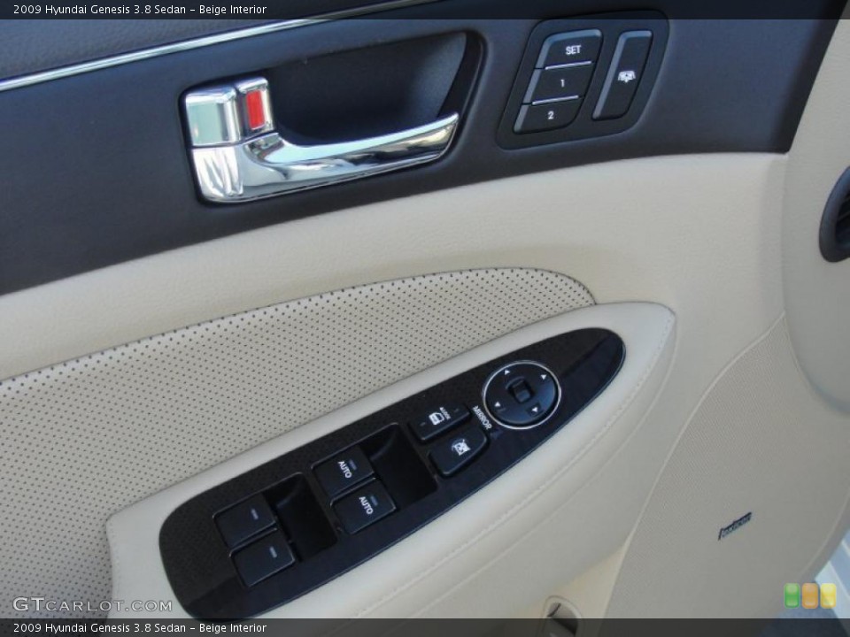 Beige Interior Controls for the 2009 Hyundai Genesis 3.8 Sedan #37897699