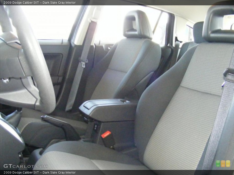 Dark Slate Gray Interior Photo for the 2009 Dodge Caliber SXT #37898291