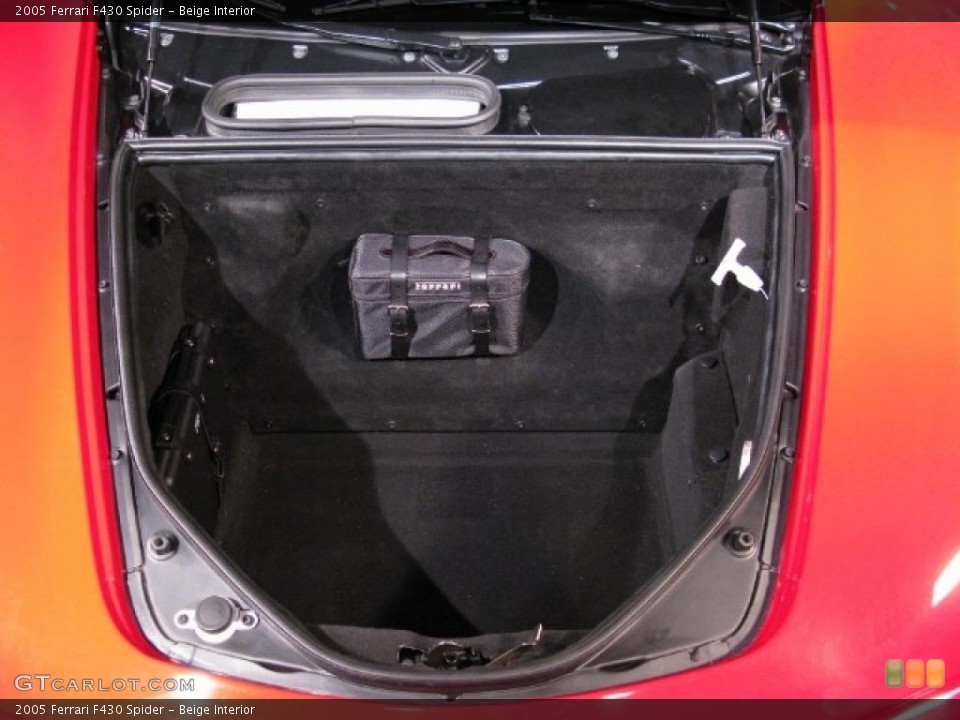 Beige Interior Trunk for the 2005 Ferrari F430 Spider #37901271